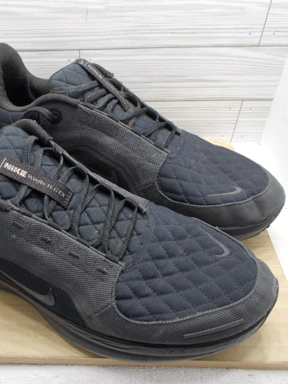 Nike Air Winflo 11 Gore-Tex Black Anthracite Men's Size 15